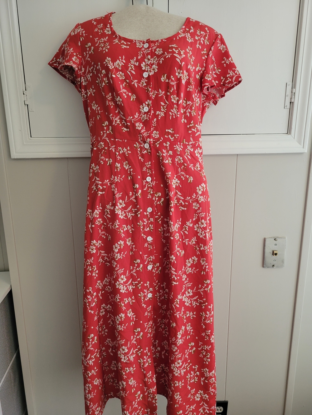 Source Unknown Red Floral Button-Front Midi Dress